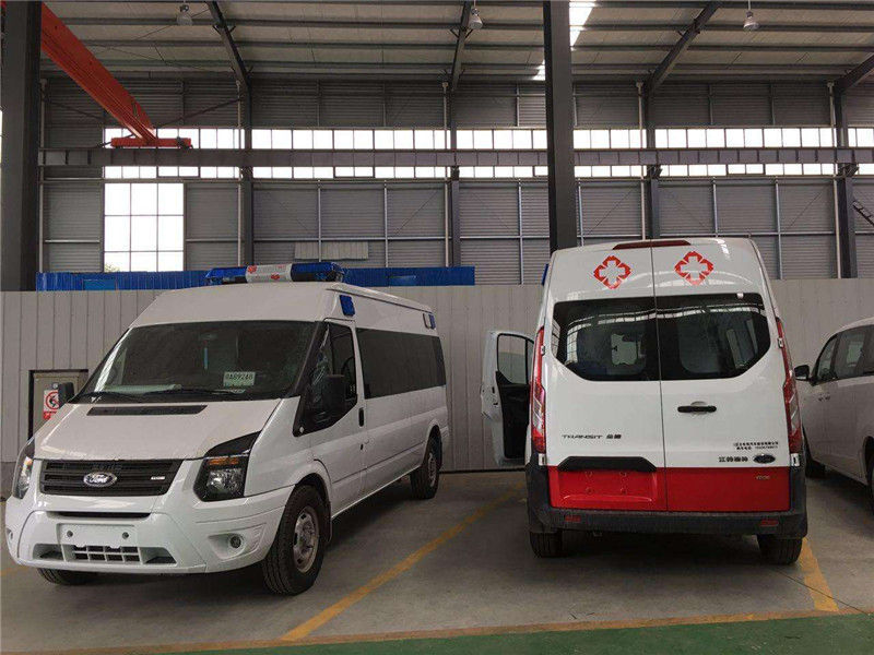 廣州救護車廠家跟你聊聊為什么無人避讓救護車？01